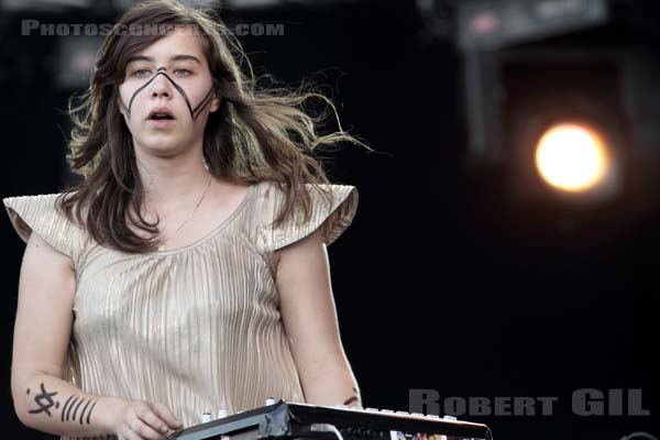 HYPHEN HYPHEN - 2012-08-25 - SAINT CLOUD - Domaine National - Scene de l'Industrie - Laura Christin